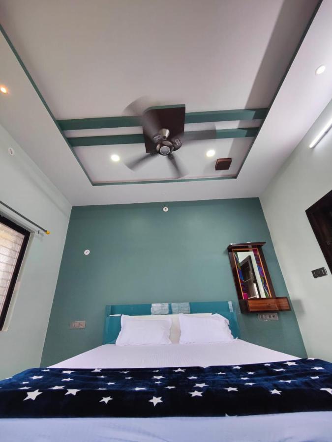 Srinivasa Homestay Hampi Exterior foto